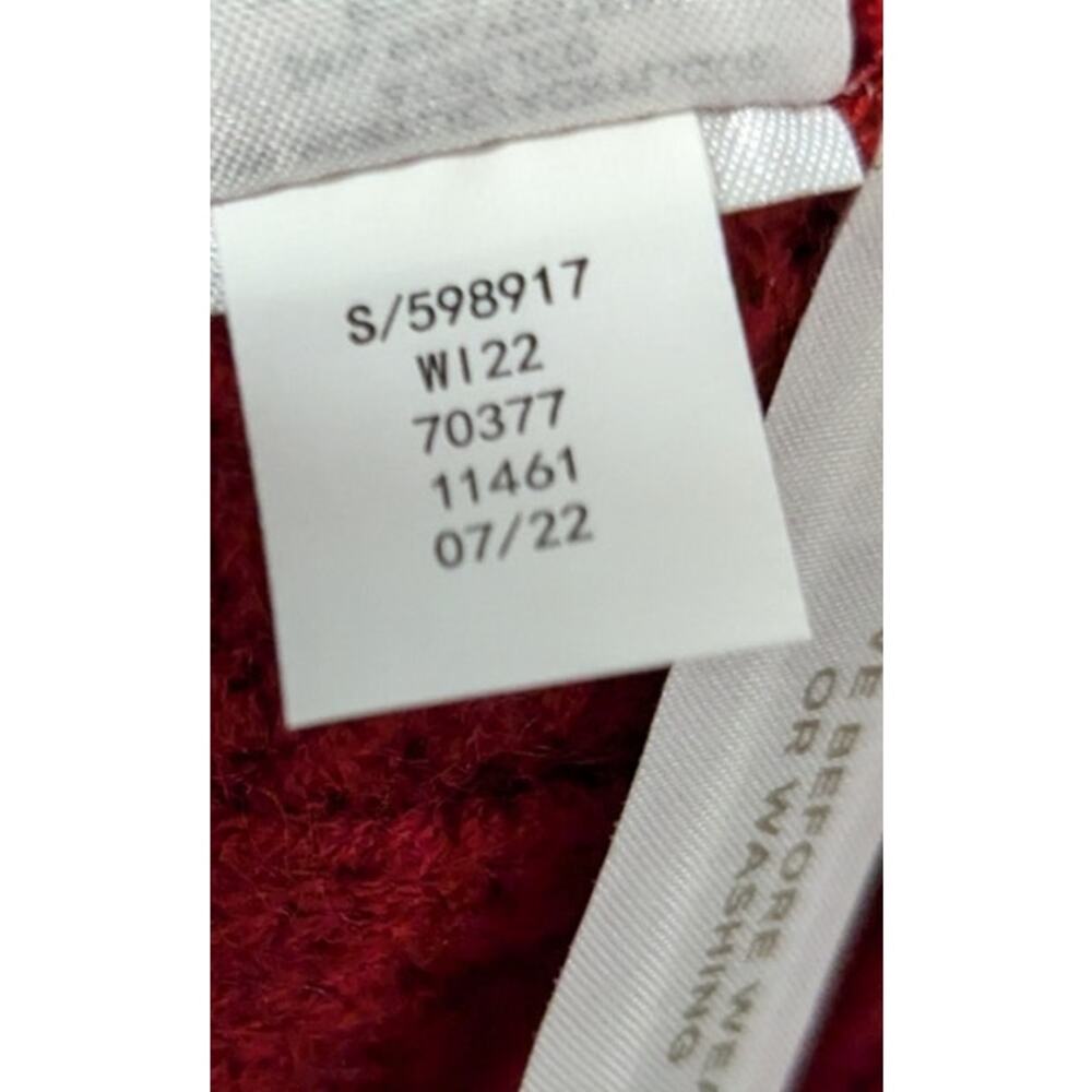 Classic Red Cable Knit Sweater - Picture 6 of 6